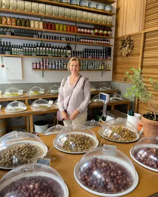 Αναφορά στον τουριστικό οδηγό "Heater on her Travel " το Καλοκαίρι του 2023